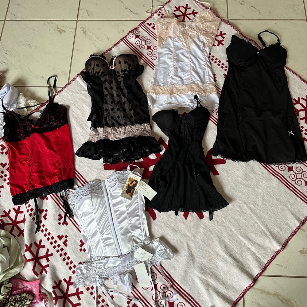 Brand new night gowns/ baby doll lingerie chemise